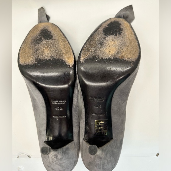 Miu Miu Grey Suede Peep Tow Bow Stiletto‎ Heels size 10.5 (40.5) EUC! 😍 - Picture 10 of 14